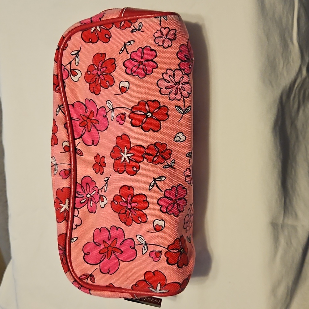Bath And Body works Pink And Red Floral Zippered Cosmetic Case - Picture 1 of 8